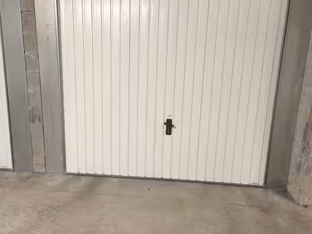 garage/box