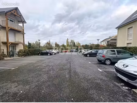 2 places de parking à louer à fleury sur orne