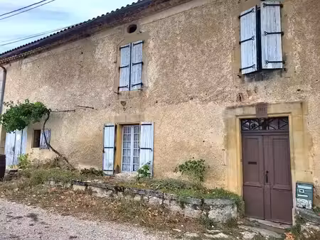 vente ferme 7 pièces 170 m² à castres (81100)  150 000 €