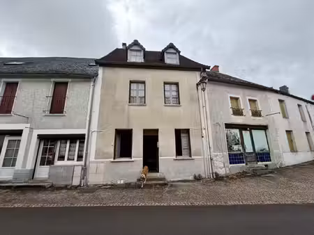 maison de village avec terrain et dépendances