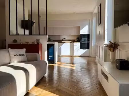bel appartement rénové de 105 m2