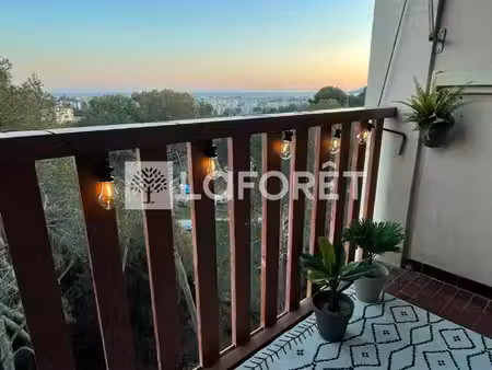 appartement 3 pièces 60 m²