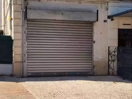 a louer- local comercial a châteaurenard