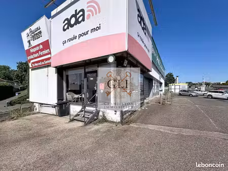 boutique 101 m² champagne-au-mont-d'or