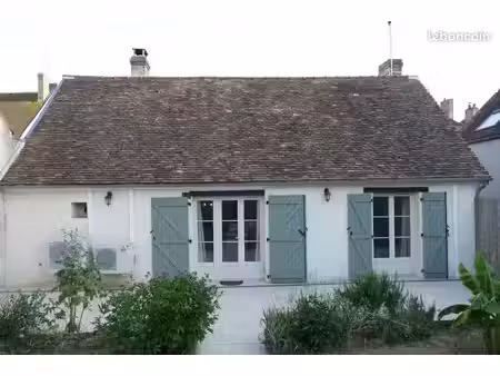 domats  maison 3 pièces 87m²   clim   terrasse  jardin