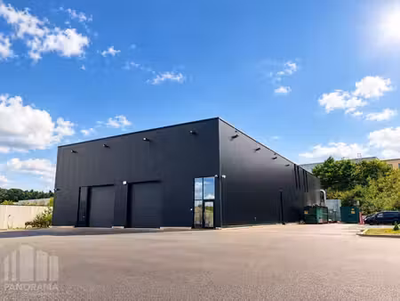 uniek stand-alone bedrijfsgebouw op toplocatie nabij het ...