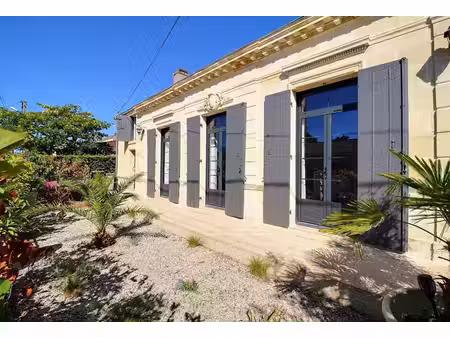 maison de caractere en pierre 134 m²  5 pieces margaux centre