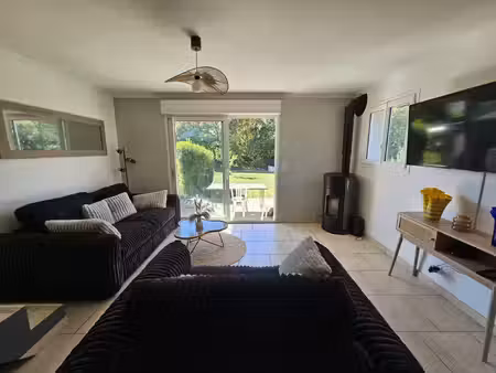 maison mitoyenne t3/4 de 77 11m² avec jardin et garage sur un terrain de 600m²