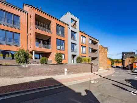appartement 4 chambres situé au coeur de marche-en-famenne