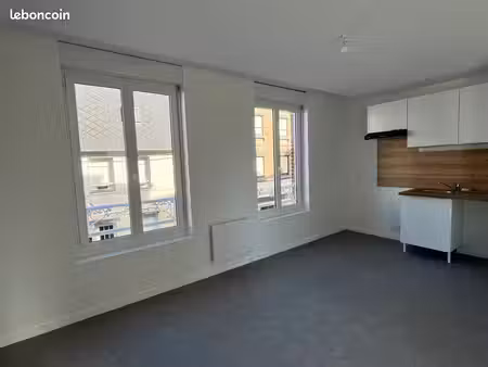 appartement f2 - 28m² - refait à neuf