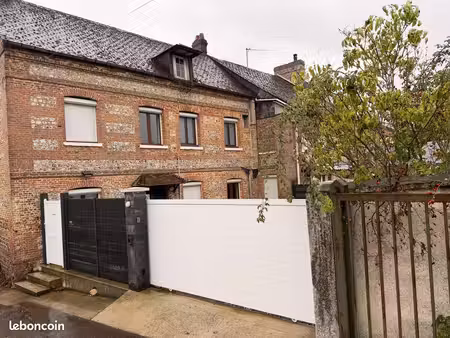 maison 3 pièces 100 m²