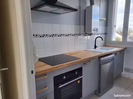 appartement a louer t3  proche centre ville  conseil departemental