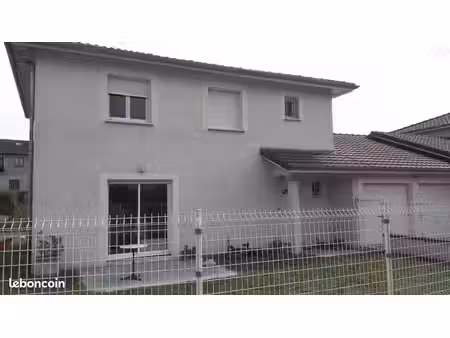 maison 5 pièces 121 m²