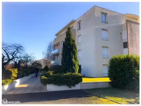 superbe 2 pièces 51 m2 avec terrasse  garage & cave