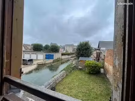 appartement studio- 17.5m2 -2ème étage
