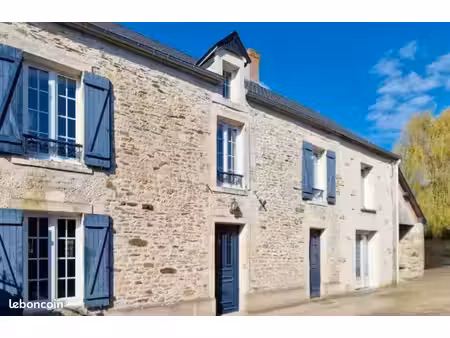 ancienne longère rénovée 150 m2 avec beau potentiel