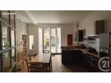 appartement 6 pièces 157 m²