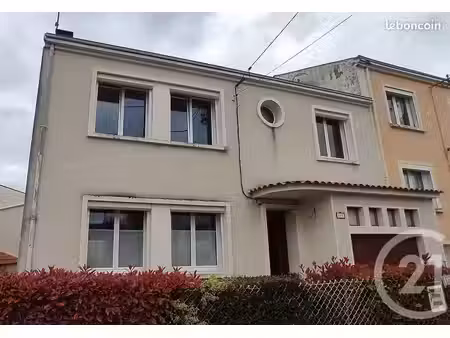 maison de ville 8 pièces 126 m²