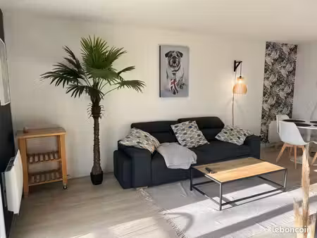 appartement t2 dans une résidence sécurisée avec piscine