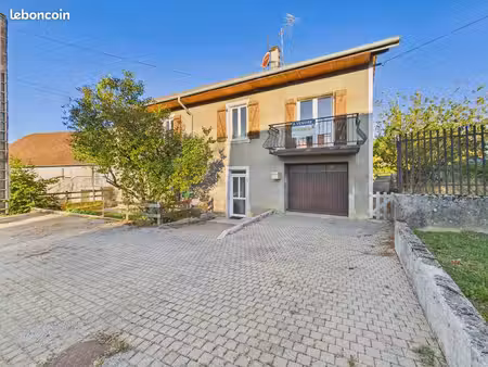appartement 6 pièces 137 m²