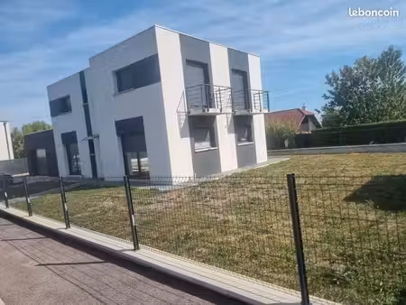 maison neuve 150 m² – 5 ch. – dpe a – terrain 600 m² – saint-suzanne