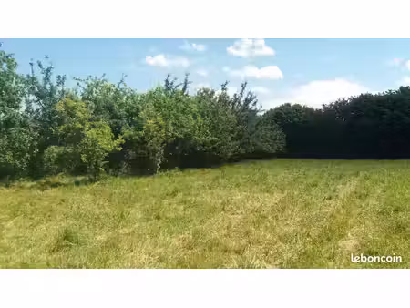 terrain 1 123 m² frehel