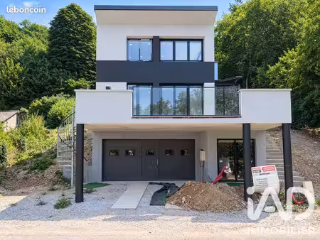 maison 3 pièces 110 m²