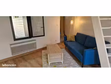 t1 bis meublé de 25m2 à aytré  proche coeur de ville la rochelle et minimes - 650 charges 