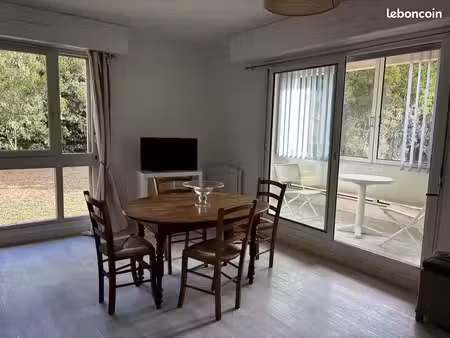 t2 meublé 50m² - quartier saint maurice - ligne illico 1