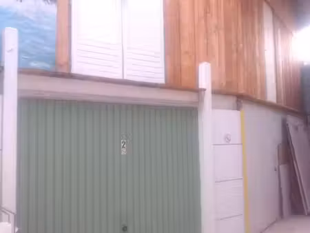garage box sur saint-jean-d'angély