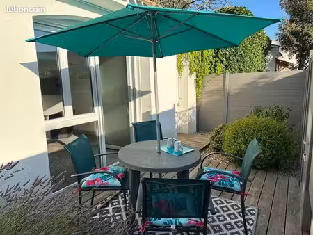 maison meublée t2 33m² local vélo et terrasse
