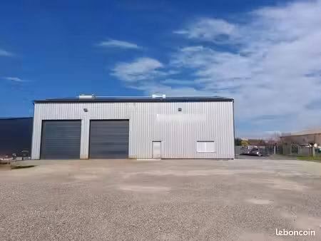 atelier équipé d'un pont roulant 5 tonnes et bureaux au sud de toulouse
