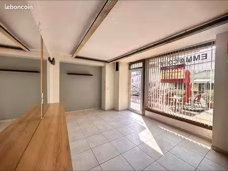 local commercial 42 m² azay-le-rideau