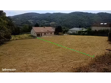 ?terrain constructible 800m² à chirens