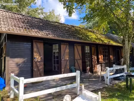 urgent a saisir. maison 80m2 ossature bois modulable déjà démonté. faire offre
