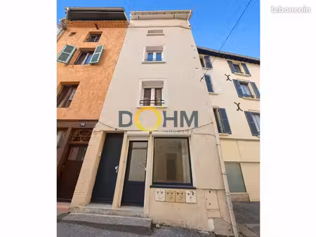 immeuble 80 m² langeac