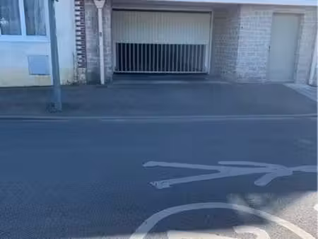 à louer place de parking