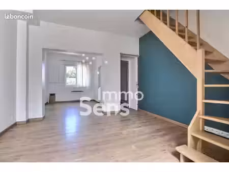 maison de ville 3 pièces 85 m²