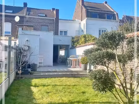 maison 6 pièces 120 m²