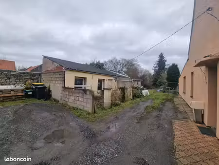 local avec terrain
