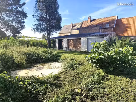 terrain 910 m² solesmes