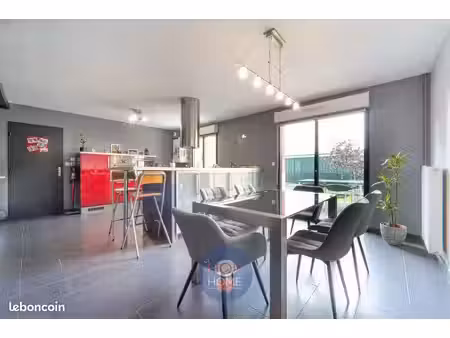 maison 6 pièces 102 m²