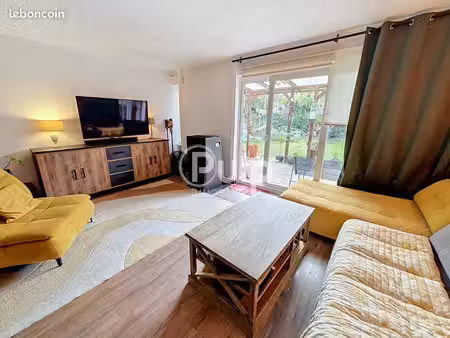 maison 6 pièces 102 m²
