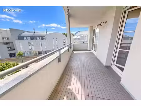 appartement 4 pièces 94 m²