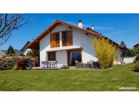 maison familiale avec magnifique vue – le villaret