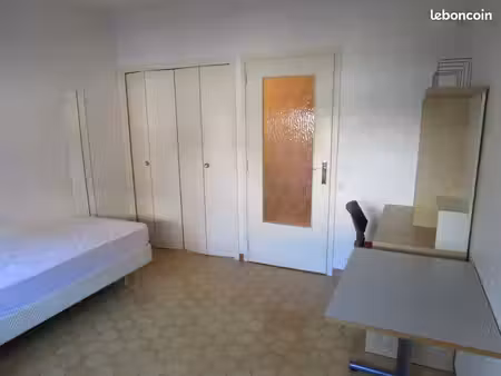 a louer studio meublé à chambéry