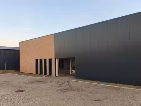 bureaux/locaux professionnel tout inclus - pardies (64150)