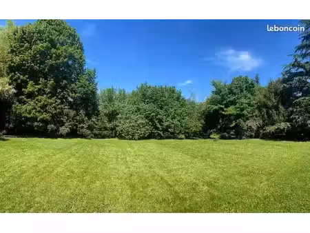 terrain constructible de 724 m² - séchex (74200)