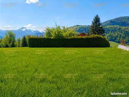 terrain 1000 m² onnion