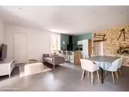 location maison meublée renovée